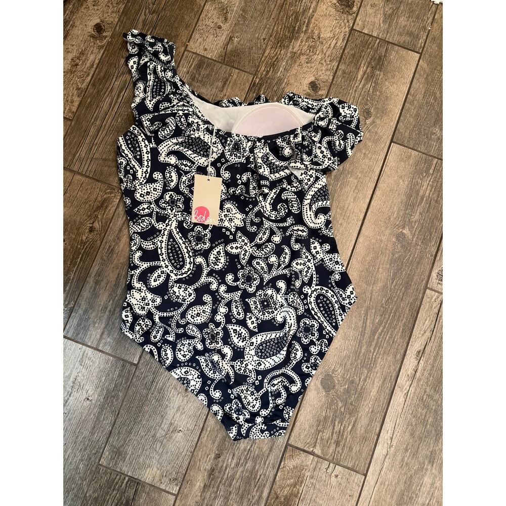 NEW WITH TAGS! Women’s Paisley BODEN swimsuit MSRP $149